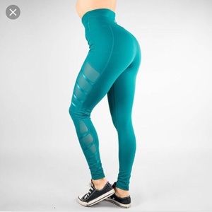 NWT BuffBunny Elysium Leggings